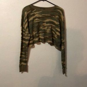 Forever 21 camo Crop top